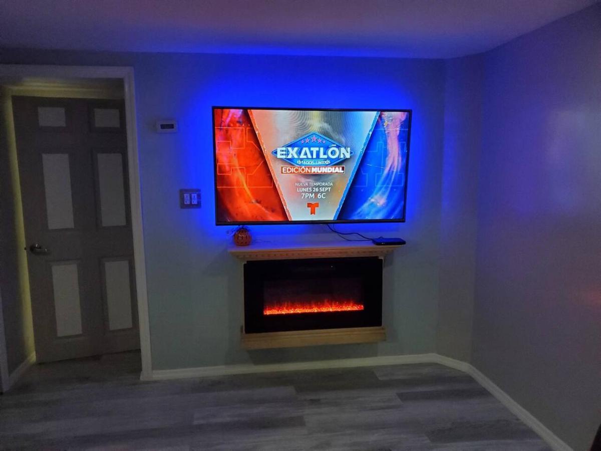 Lovely 2 Bedroom Apartment With 2 Entrance And Parking New York Exterior photo